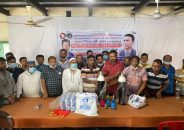 আজিজুল বারি হেলাল অক্সিজেন ব্যাংক ও করোনা সাপোর্ট সেন্টারে যুবদল নেতা নাদিমুজ্জামান জনির অক্সিজেন সিলিন্ডার হস্তান্তর