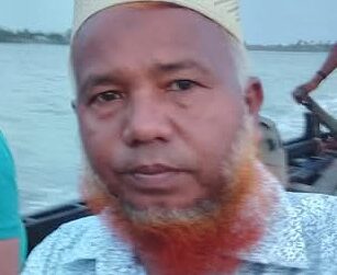 কয়রায় বন কর্মকর্তার উপর আসামীদের হামলা