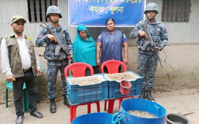 বিশেষ অভিযানে জেলিপুশকৃত চিংড়িসহ ১ জন আটক, জরিমানা ৫০ হাজার
